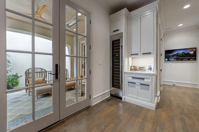 $2,850,000 | 209 Dovecrest Drive, Atlanta, GA 30305