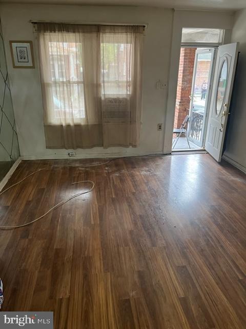 1261 Decatur Street Camden, NJ 08104 - Photo 4 of 24