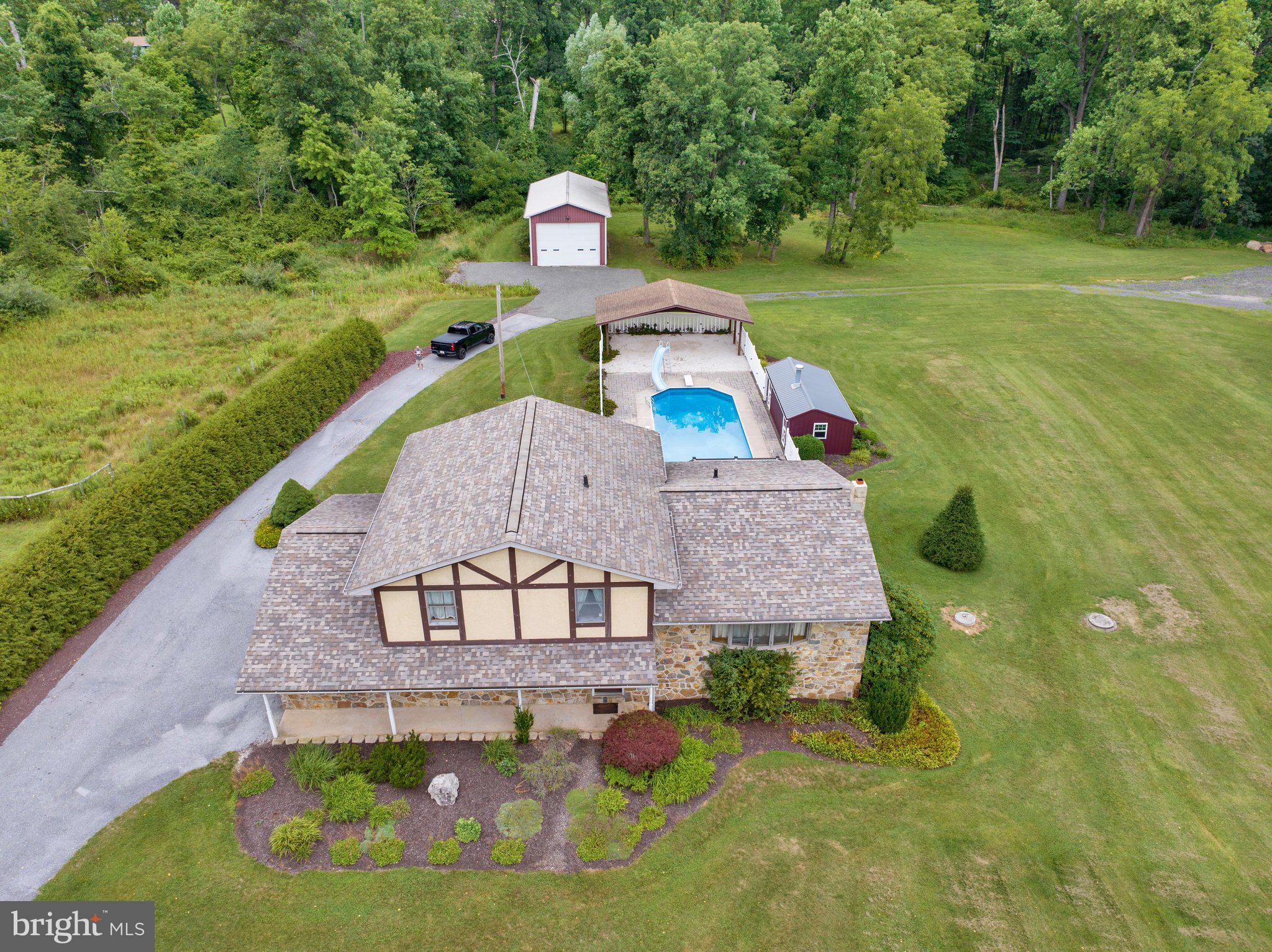 88 Conrad Road Fleetwood, PA 19522 - Photo 4 of 81 Gallery Image 4