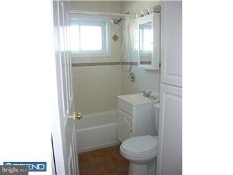 9308 Andover Road Philadelphia, PA 19114 - Photo 8 of 12 Gallery Image 8