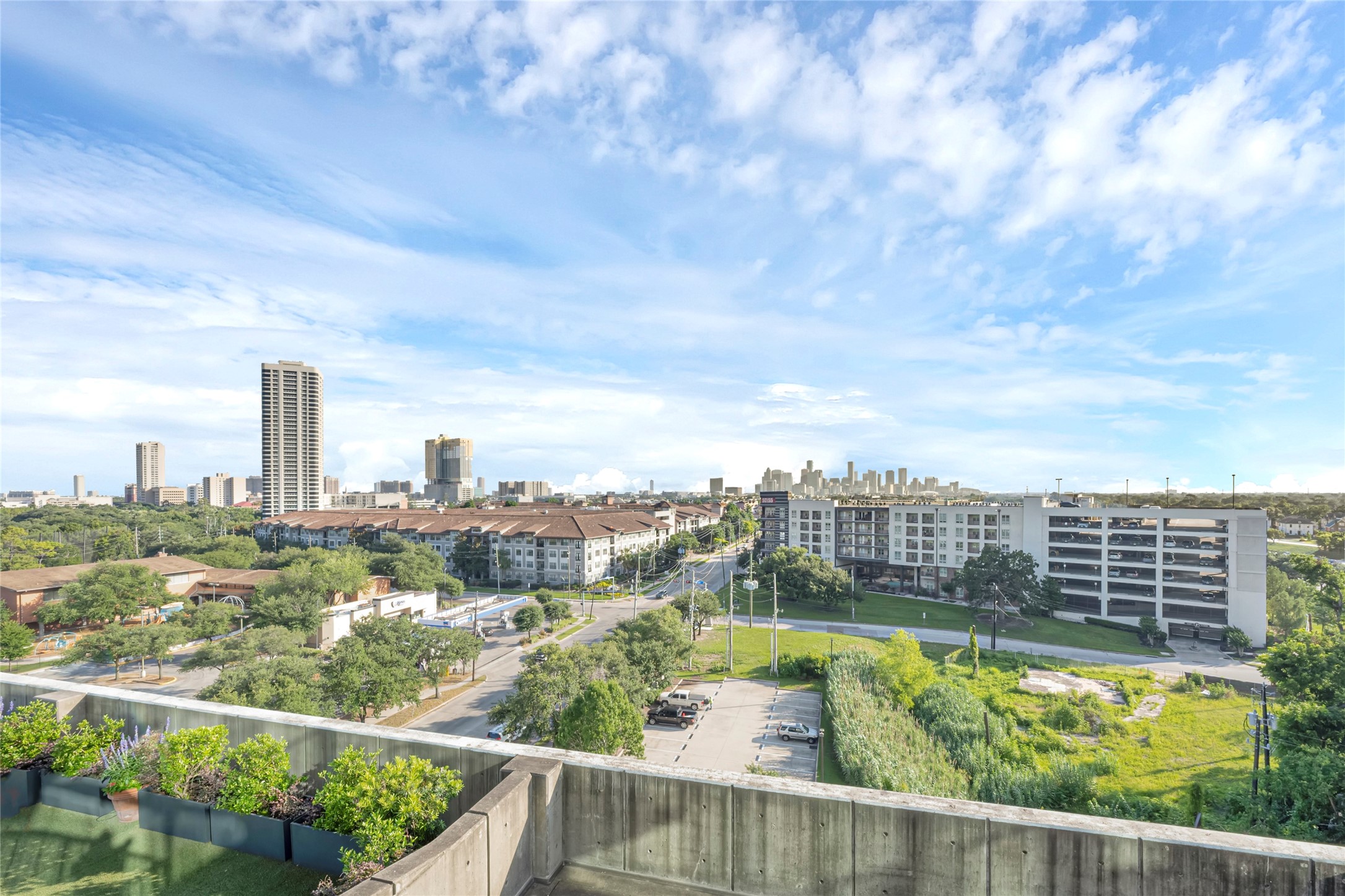 5925 Almeda Road, Unit 10815 Houston, TX 77004 - Photo 16 of 27