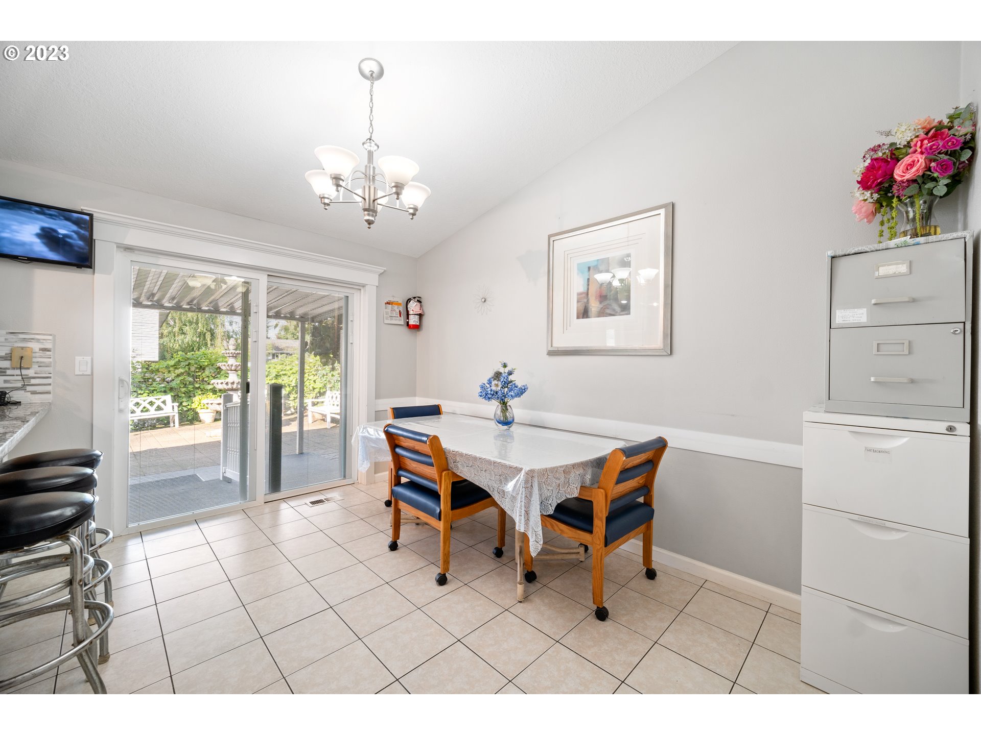 Undisclosed Address Vancouver, WA 98665 - Photo 5 of 16 a dining room with furniture and window