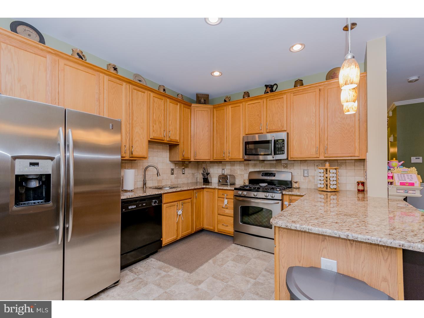 65 Chapel Hill Road Mount Laurel, NJ 08054 - Photo 8 of 25
