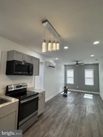 $1,300 | 214 West 8th Street, Unit 1, Chester, PA 19013