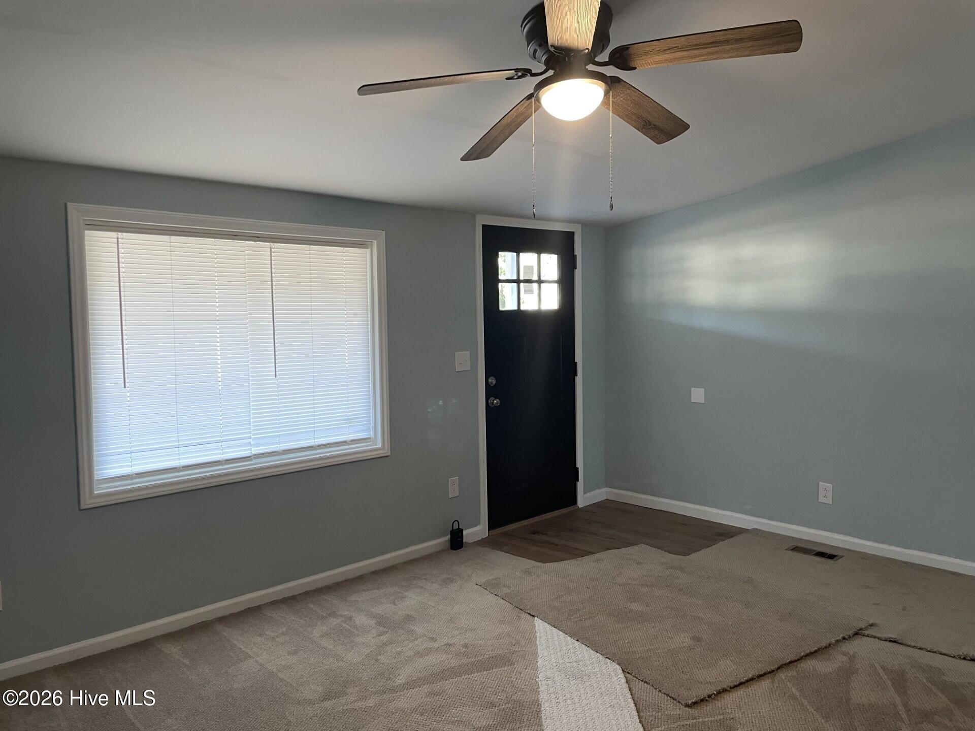 52 Classic Road Plymouth, NC 27962 - Photo 4 of 14 004 Living Room 2