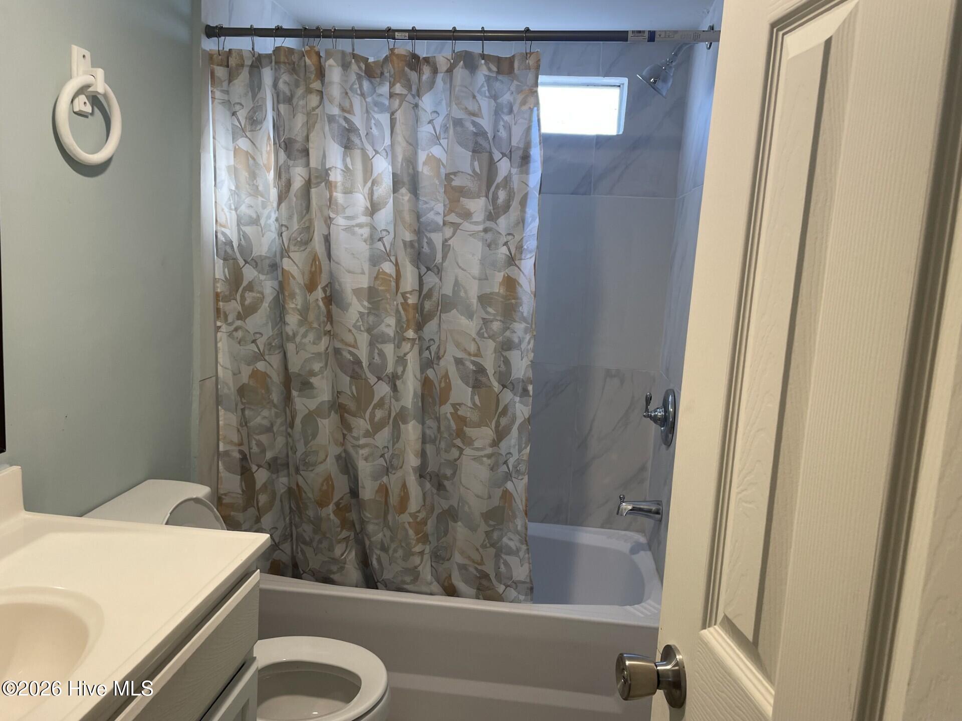 52 Classic Road Plymouth, NC 27962 - Photo 10 of 14 010 Hall Bathroom