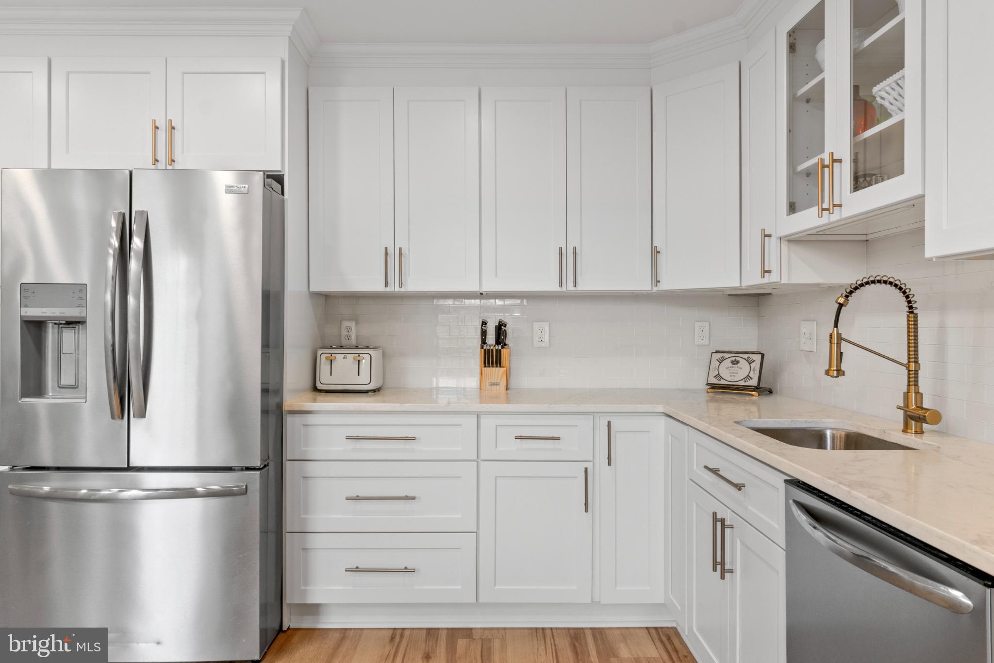 146 English Run Circle Sparks, MD 21152 - Photo 16 of 37 Sleek modern kitchen with elegant finishes.