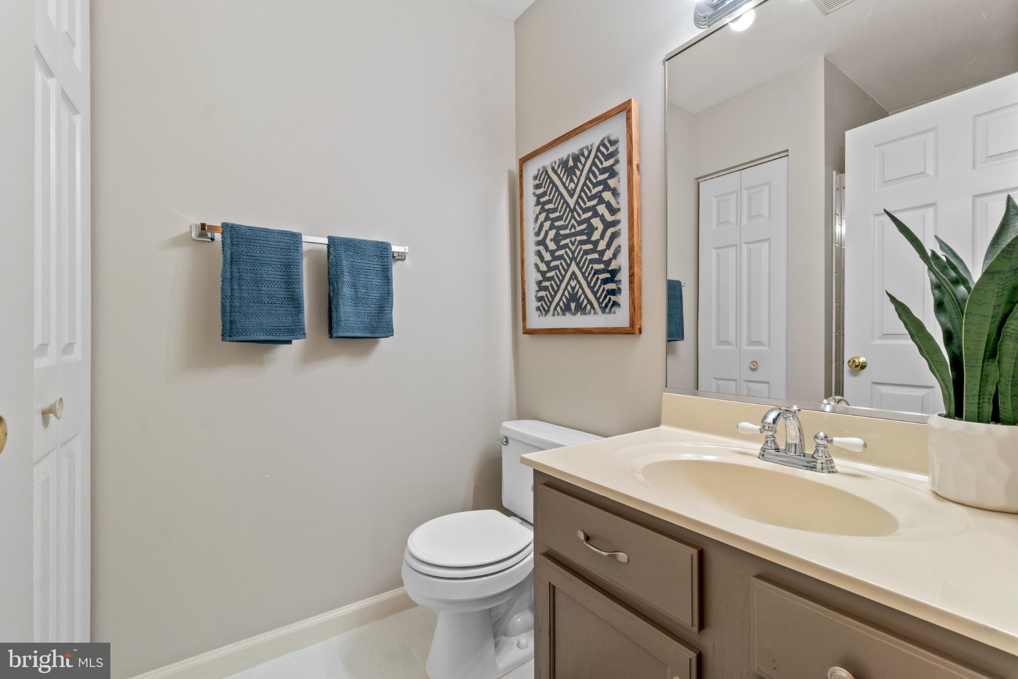 146 English Run Circle Sparks, MD 21152 - Photo 27 of 37 Modern bathroom with stylish accents.