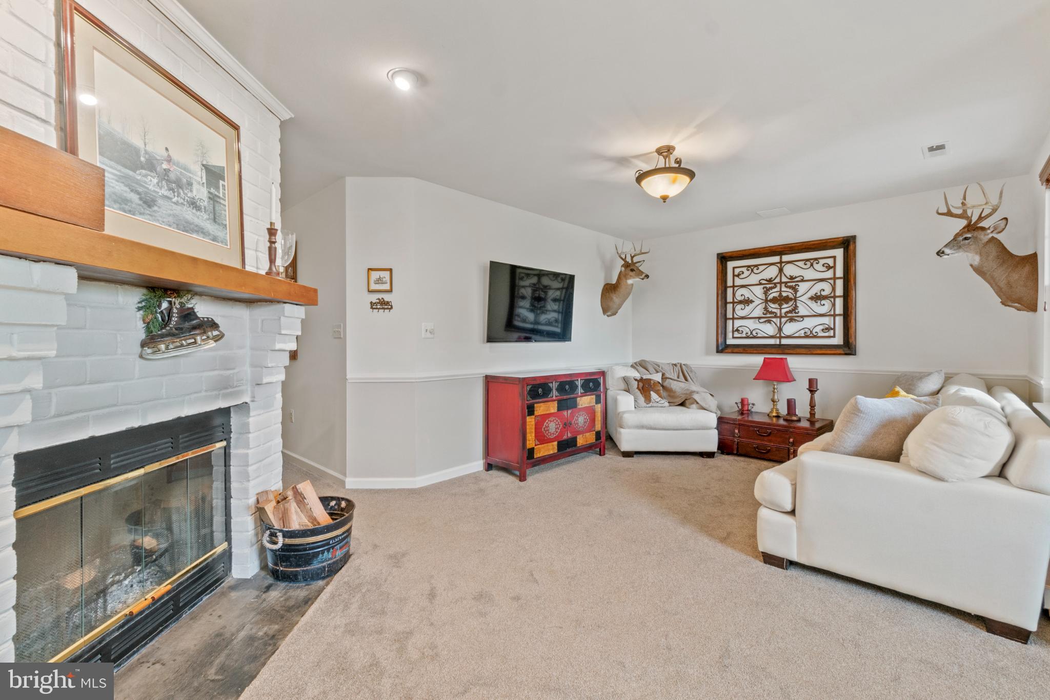 146 English Run Circle Sparks, MD 21152 - Photo 31 of 37 Cozy living space with rustic charm.