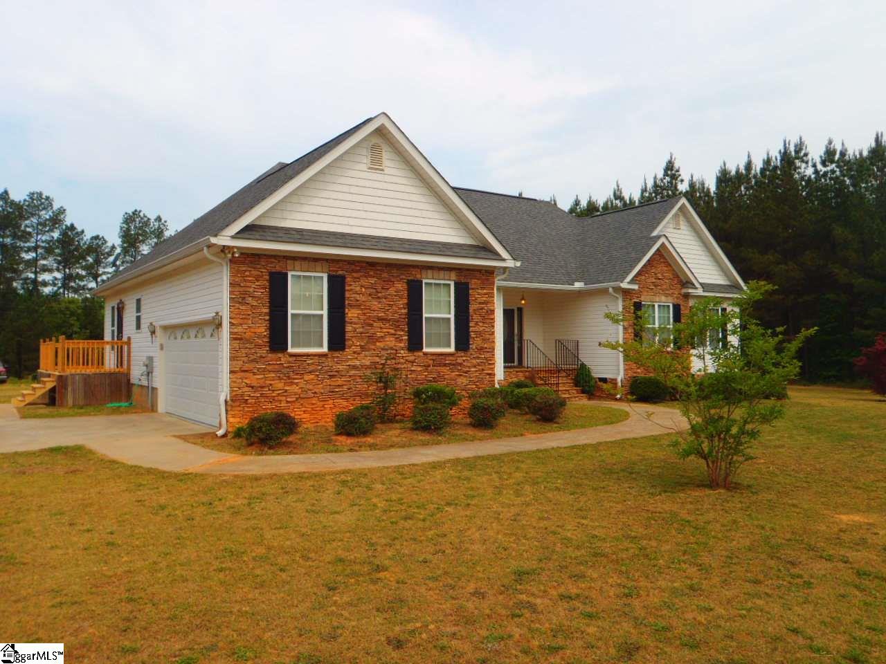 196 State Rd S-30-83 Laurens, SC 29360 - Photo 22 of 26