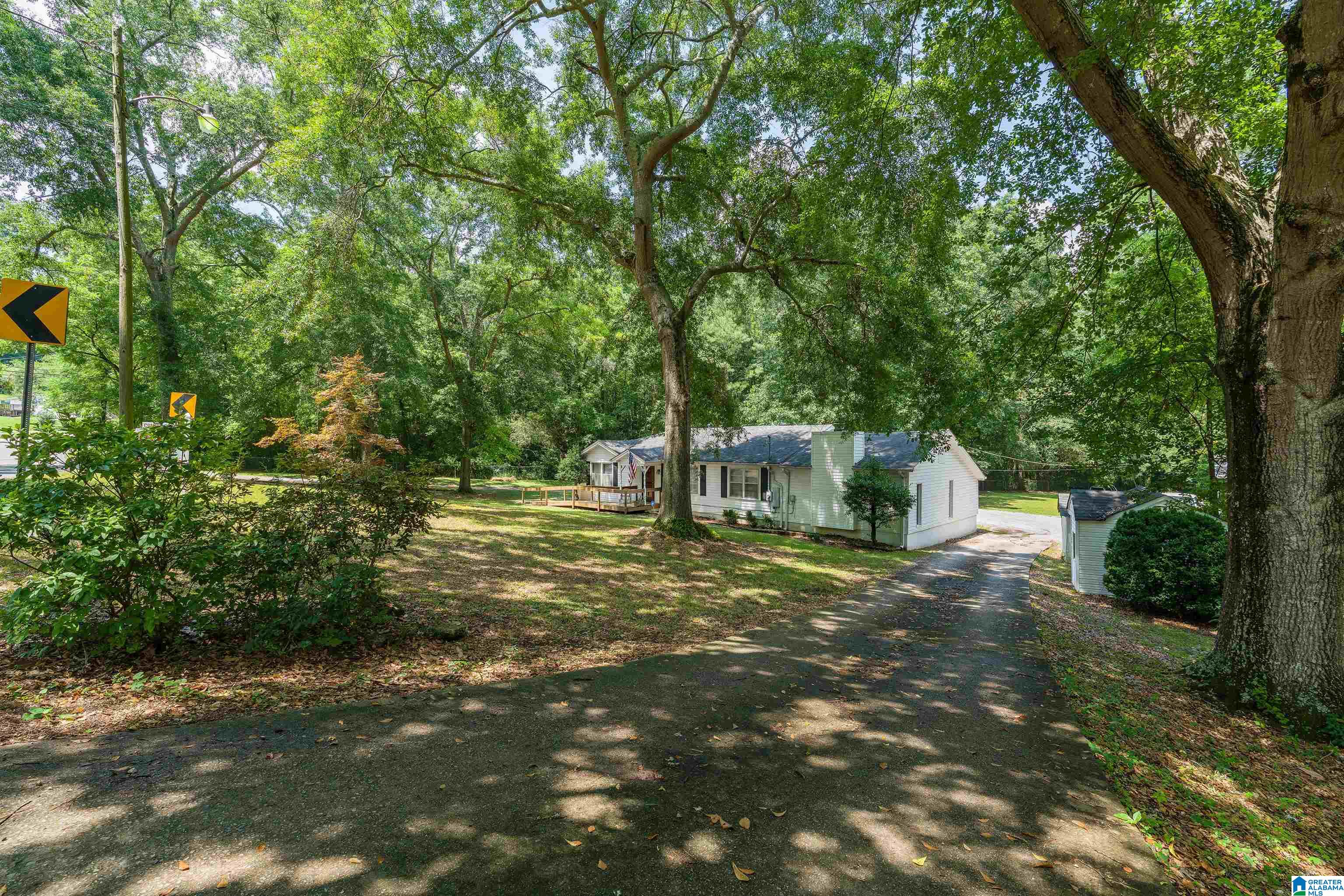 6031 Tyler Loop Road Pinson, AL 35126 - Photo 4 of 25
