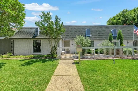 $674,000 | 3778 Weeburn Drive, Dallas, TX 75229