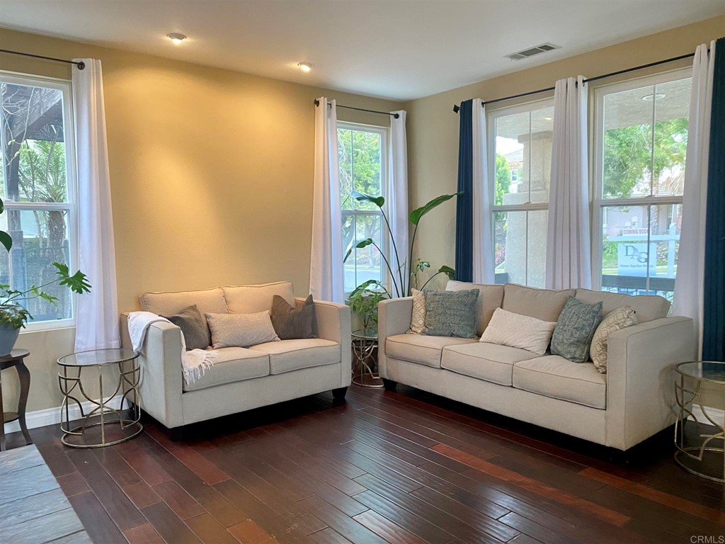 1838 Sheep Ranch Loop Chula Vista, CA 91913 - Photo 4 of 26