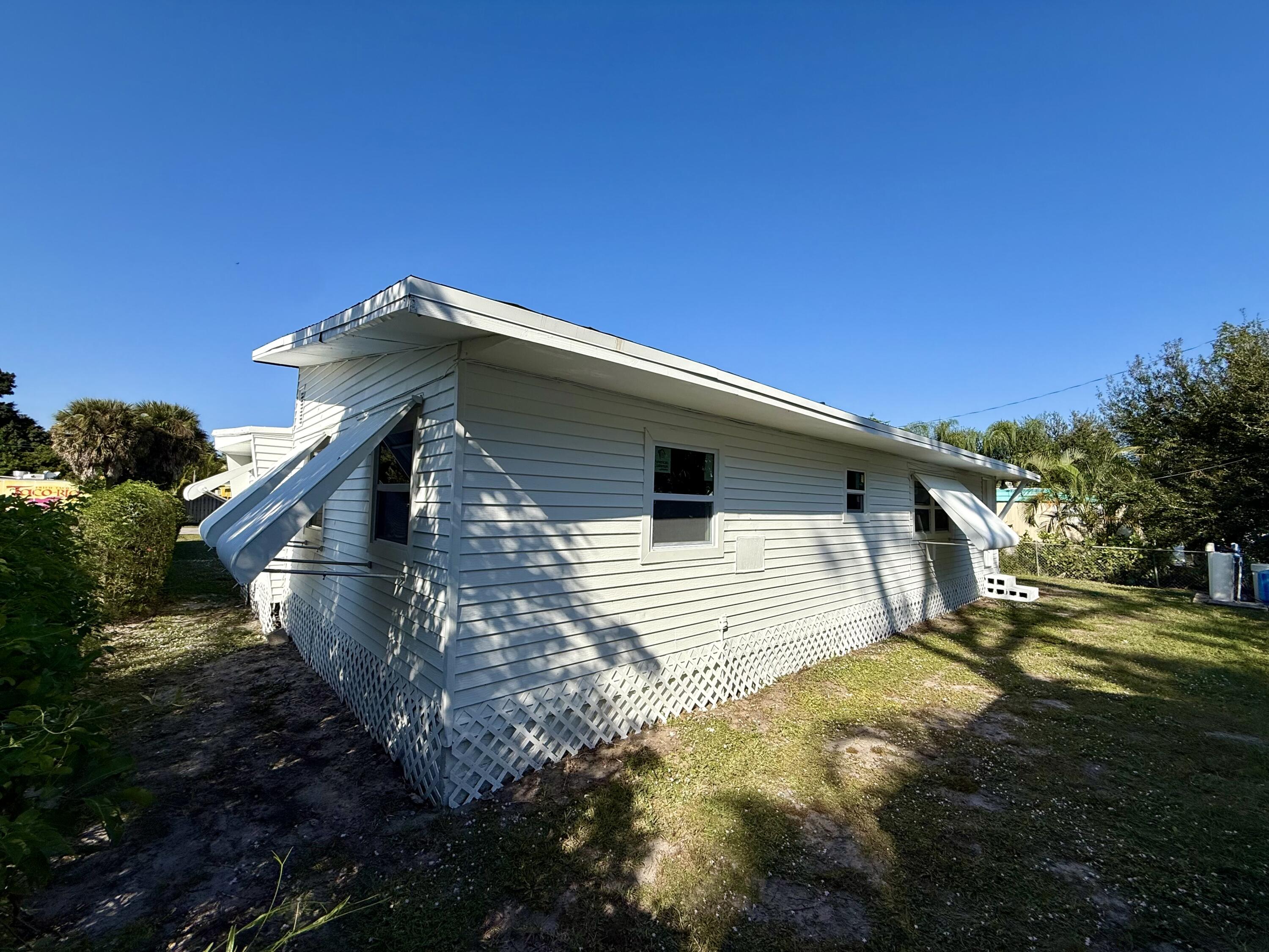 2662 Southeast Janet Street Stuart, FL 34997 - Photo 32 of 41 Photo Nov 23 2025, 2 14 37 PM