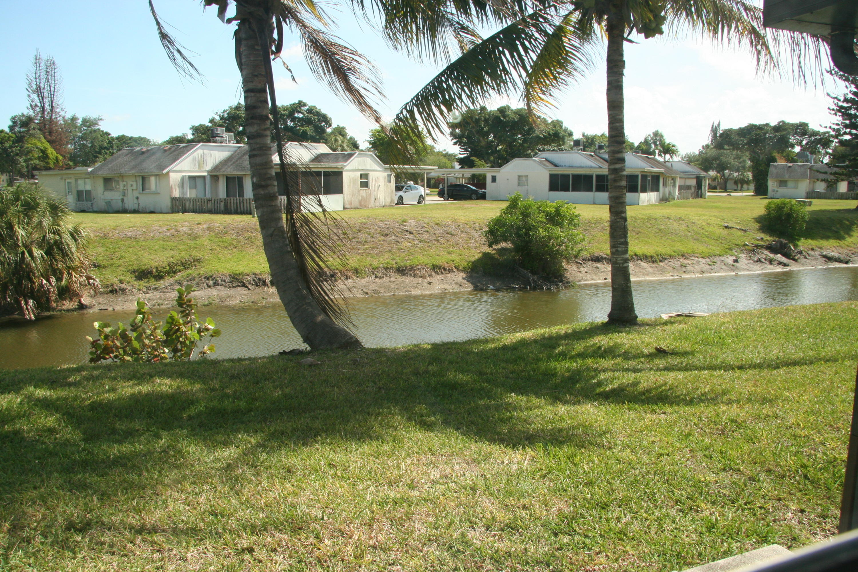 22352 Southwest 57th Circle Boca Raton, FL 33428 - Photo 29 of 31 IMG_1038