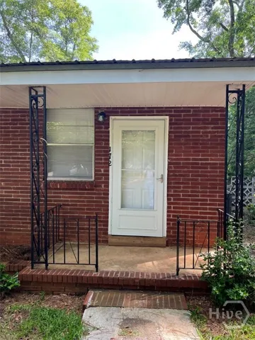 $3,200 | 284 The, Athens, GA 30606