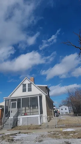 $399,000 | 1708 West Steuben Street, Chicago, IL 60643