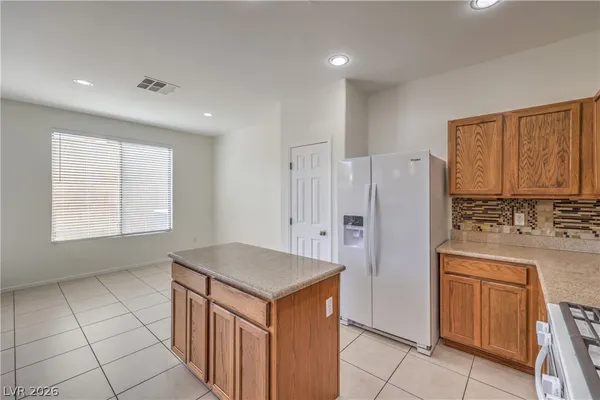 $2,000 | 10057 Bonterra Avenue, Las Vegas, NV 89129