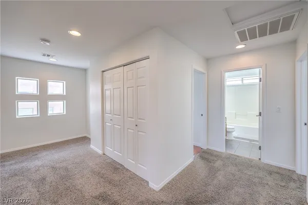 $2,000 | 10057 Bonterra Avenue, Las Vegas, NV 89129