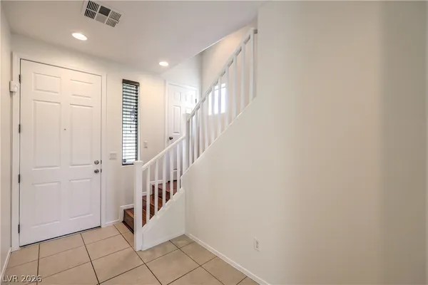 $2,000 | 10057 Bonterra Avenue, Las Vegas, NV 89129