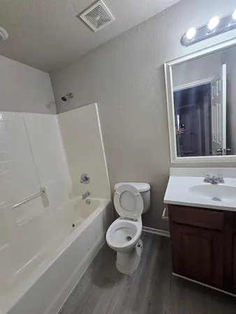 $1,795 | 137 Cliff Height Circle, Dallas, TX 75241