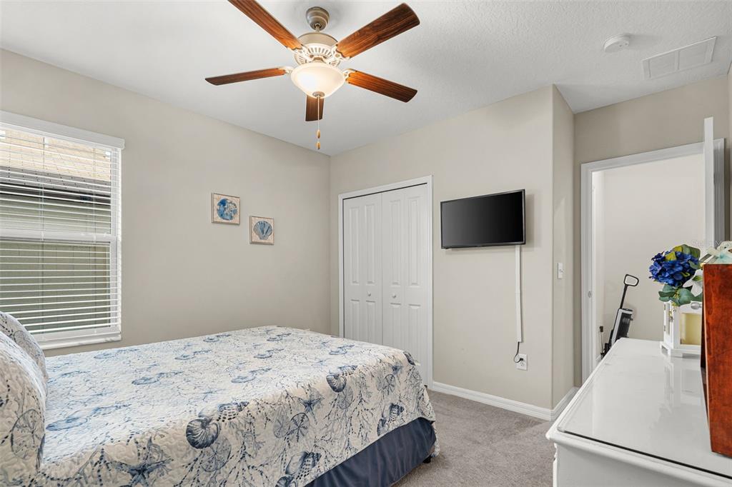9823 Lemon Drop Loop Ruskin, FL 33573 - Photo 16 of 56 Gallery Image 16