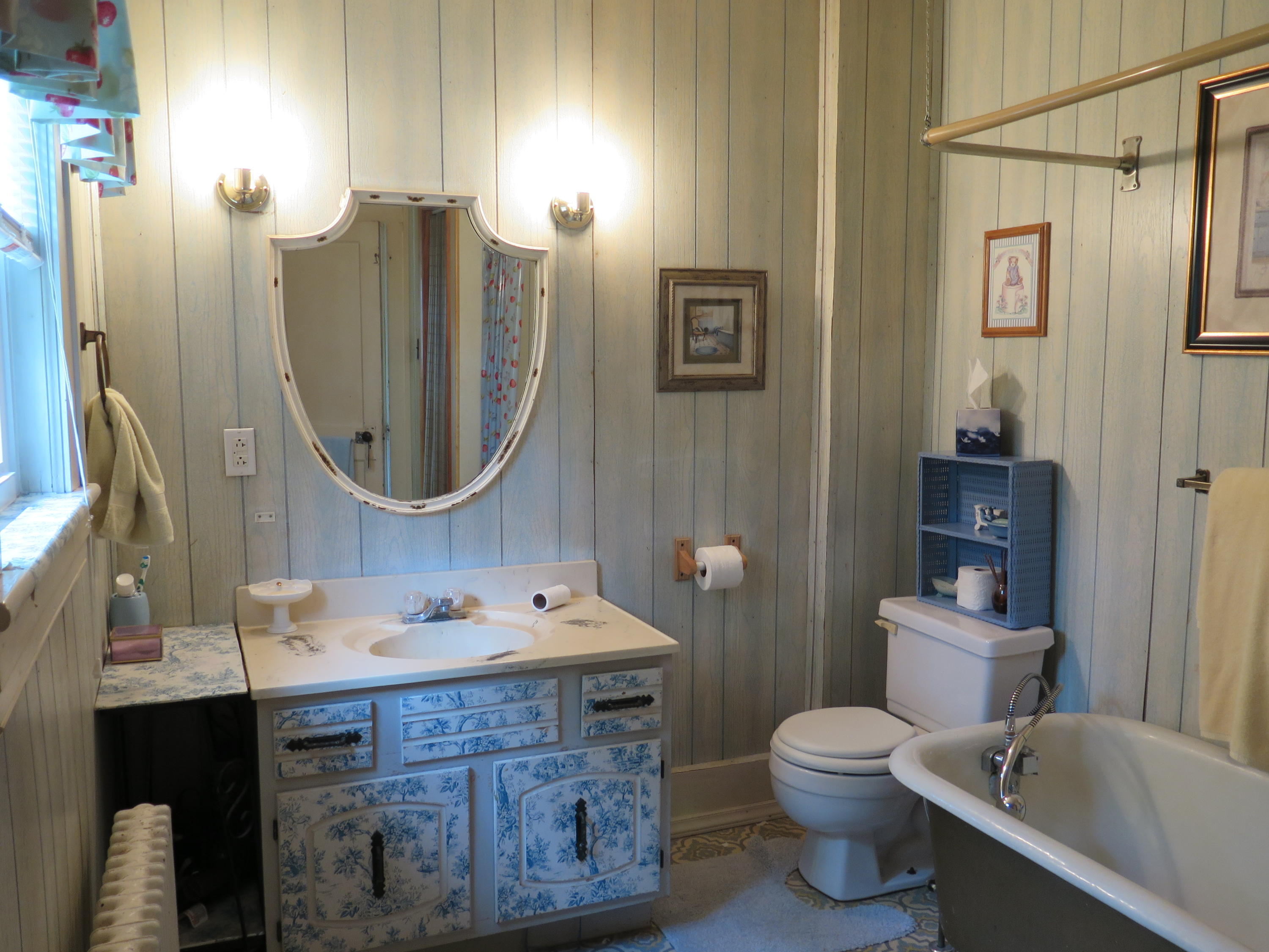 2315 Rutrough Road Southeast Roanoke, VA 24014 - Photo 21 of 38 a bathroom with a double vanity sink mirror and toilet