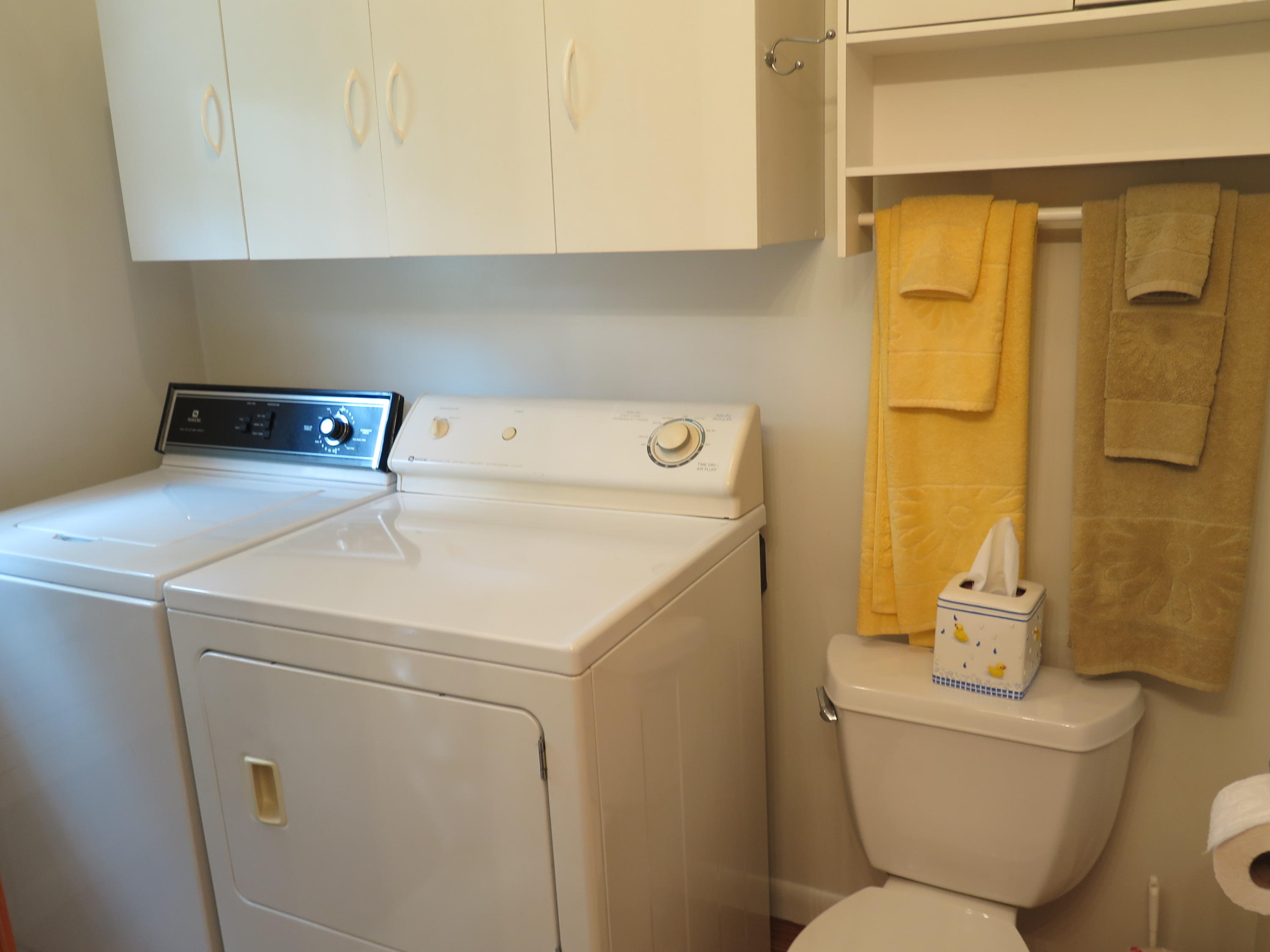 2315 Rutrough Road Southeast Roanoke, VA 24014 - Photo 7 of 38 a utility room with dryer and washer