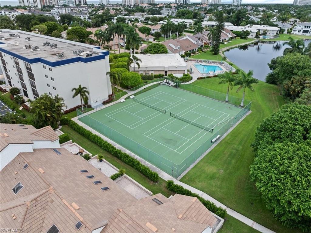 569 Park Shore Drive, Unit G5 Naples, FL 34103 - Photo 35 of 45 an aerial view of a football ground