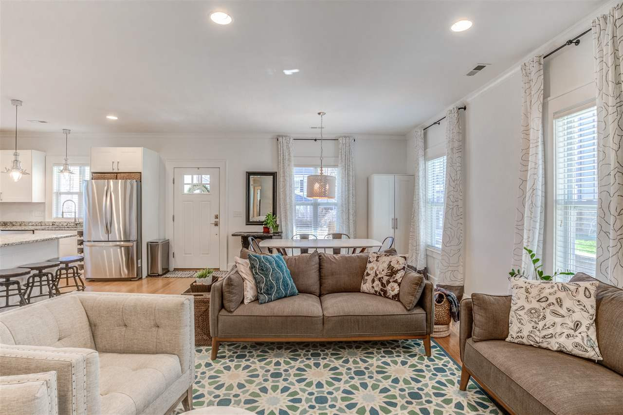 521 Mial Street Raleigh, NC 27608 - Photo 10 of 30 Large Living Room