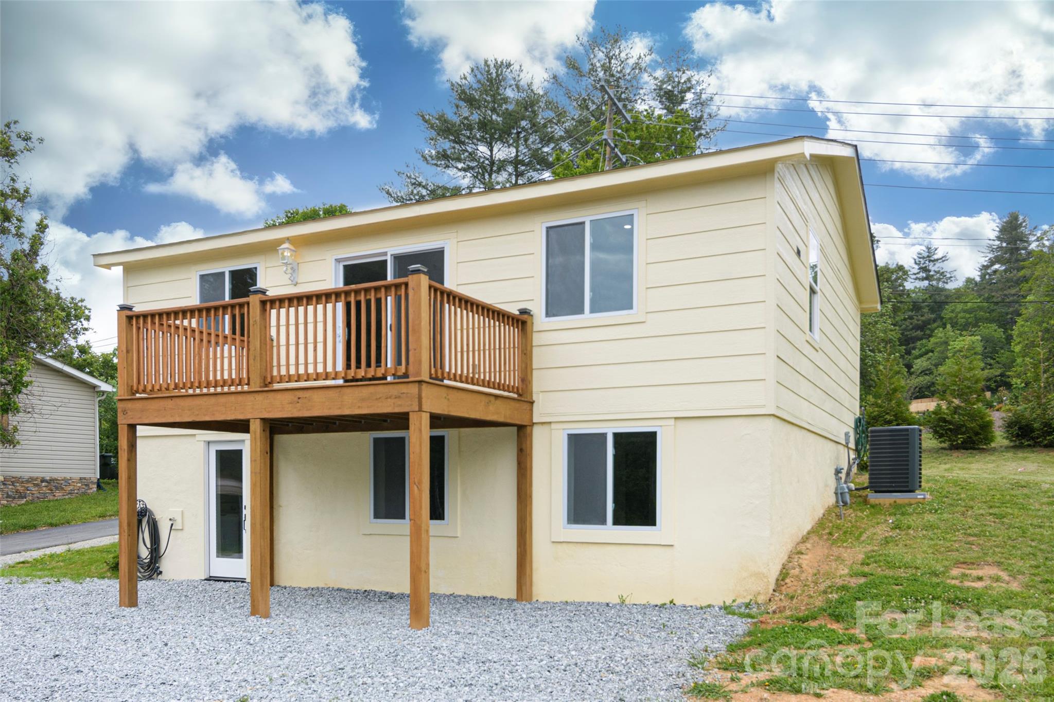 286 Berkeley Road Hendersonville, NC 28792 - Photo 16 of 22