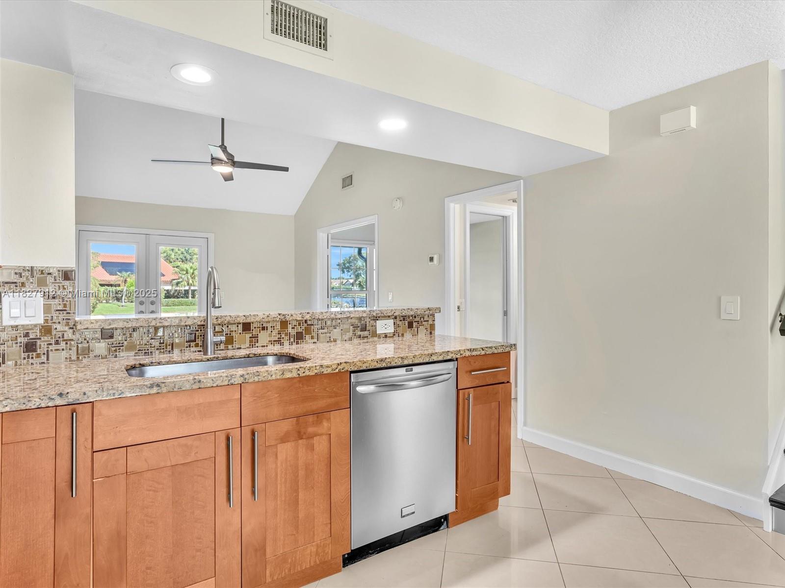 10323 Hidden Springs Court, Unit 10323 Boca Raton, FL 33498 - Photo 13 of 64