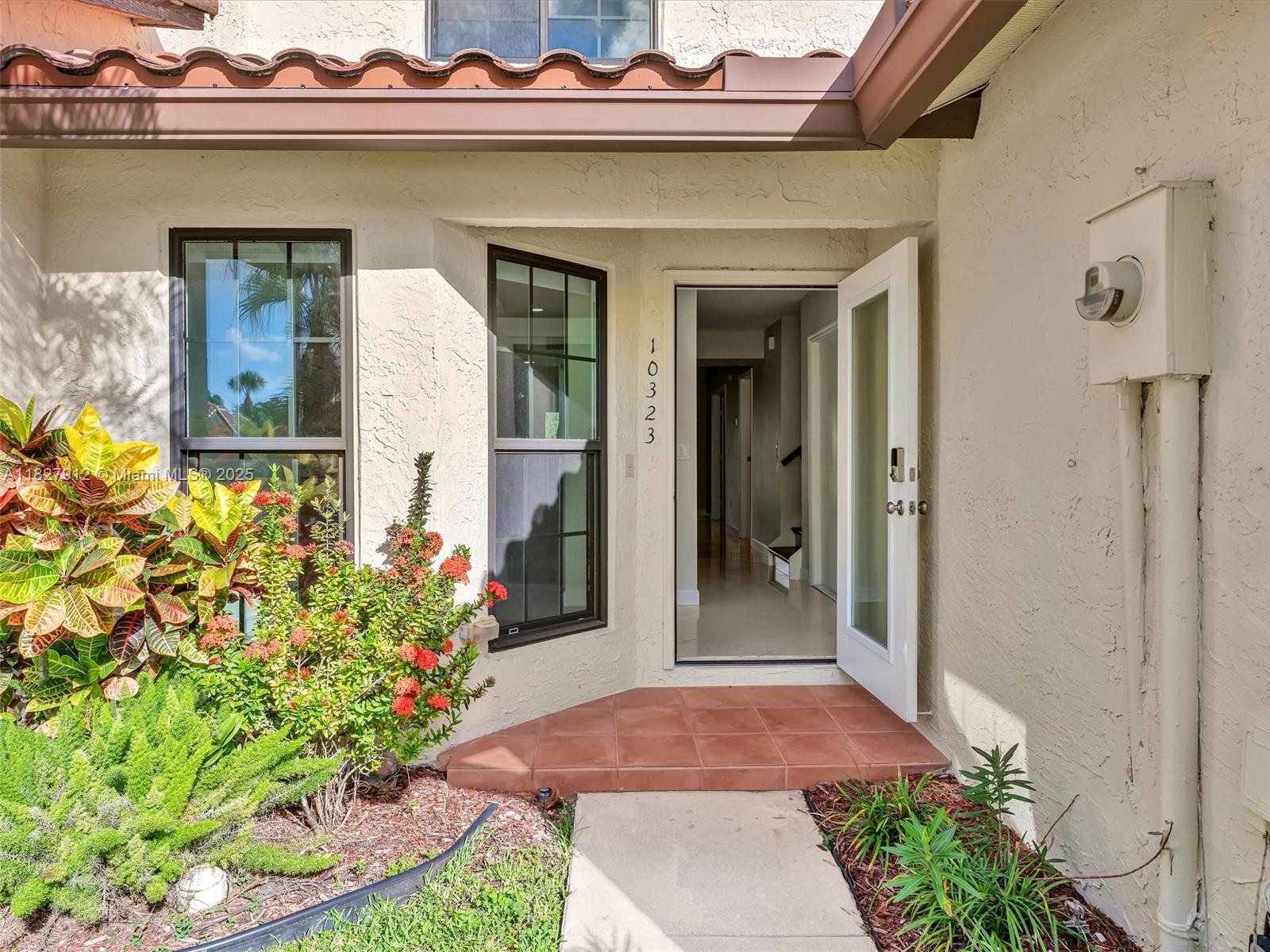 10323 Hidden Springs Court, Unit 10323 Boca Raton, FL 33498 - Photo 3 of 64