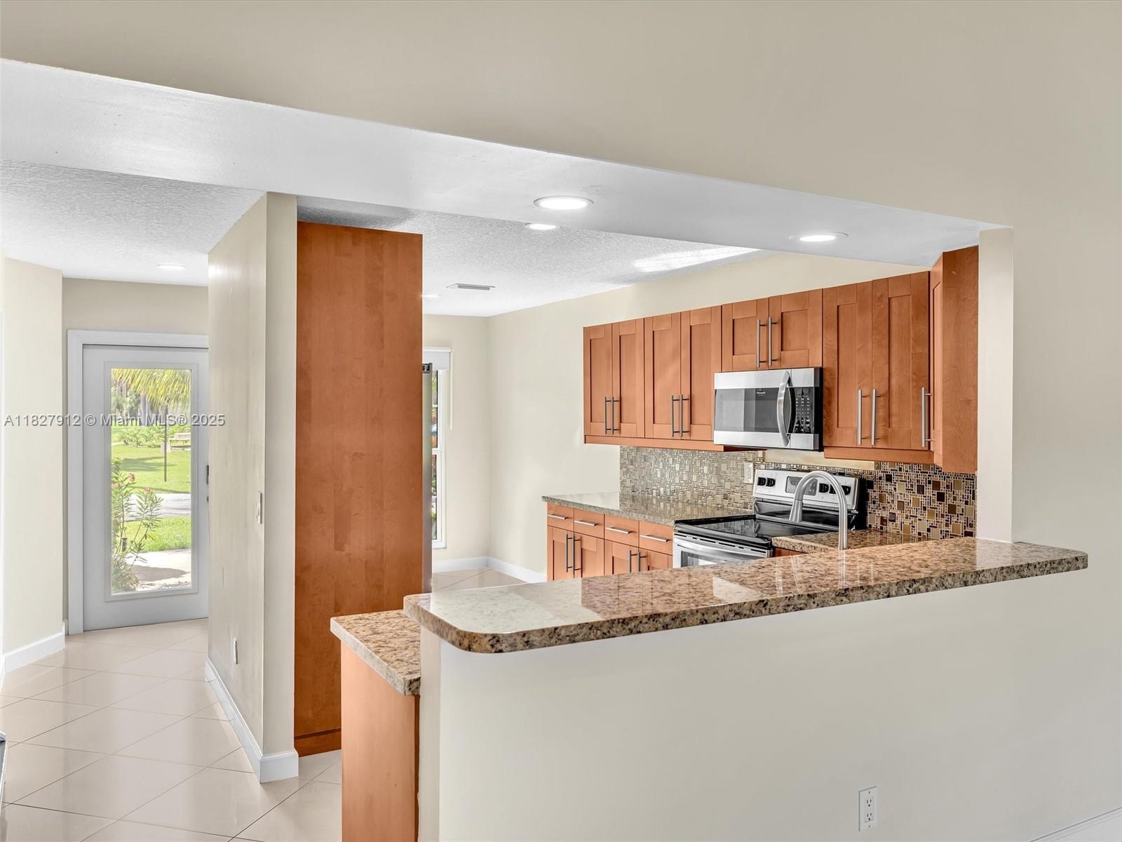 10323 Hidden Springs Court, Unit 10323 Boca Raton, FL 33498 - Photo 9 of 64