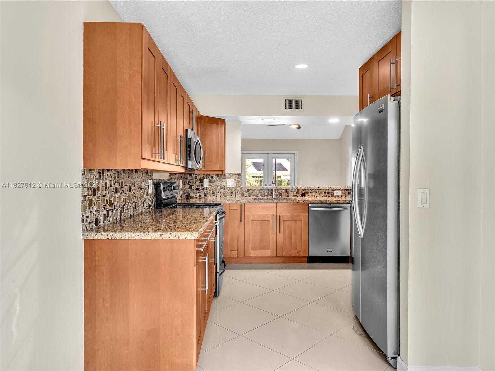 10323 Hidden Springs Court, Unit 10323 Boca Raton, FL 33498 - Photo 10 of 64