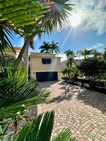 $1,675,000 | 487 Pinellas Bayway South, Unit 107, Tierra Verde, FL 33715
