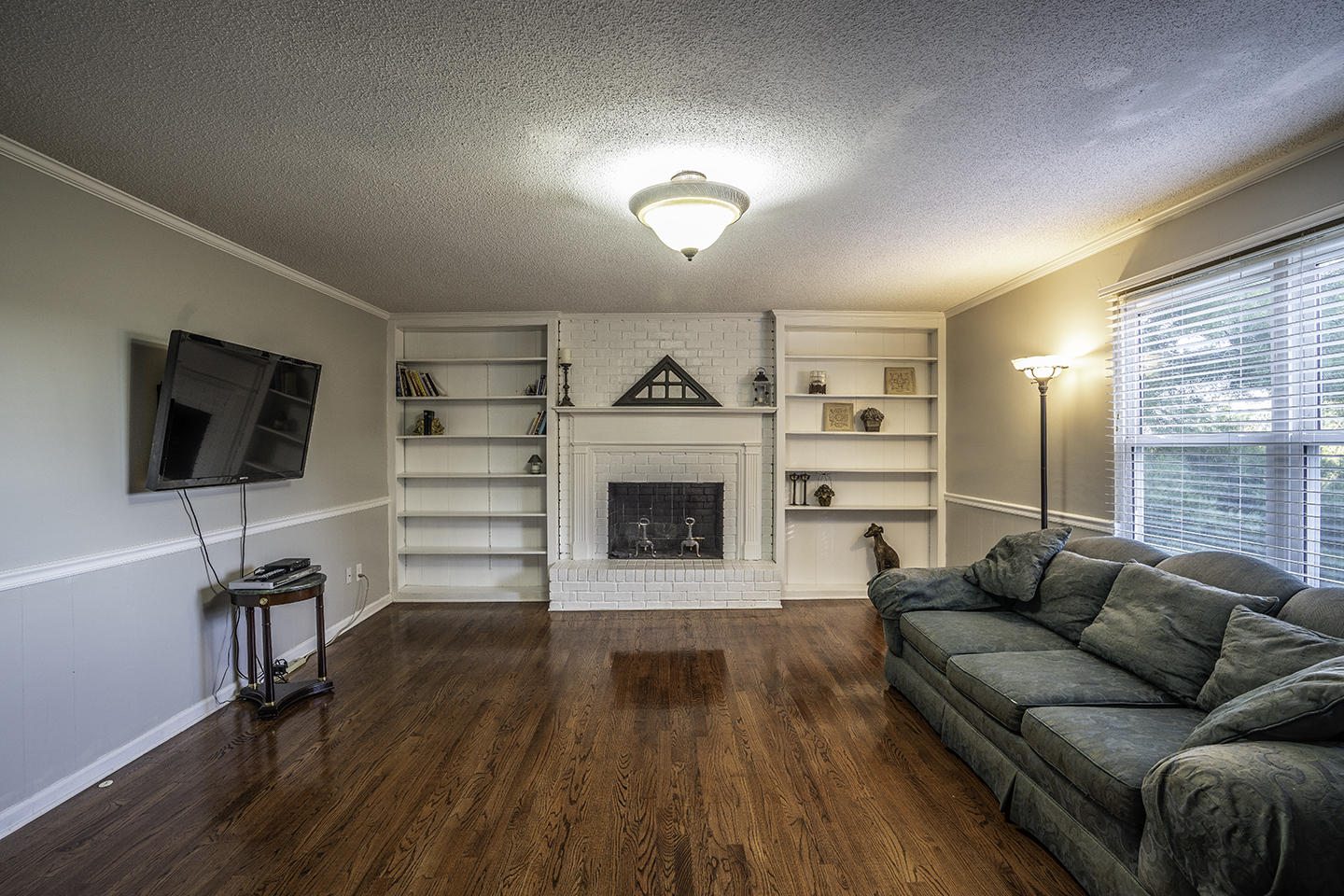1810 River Chase Road Hixson, TN 37343 - Photo 18 of 55 Living Room a