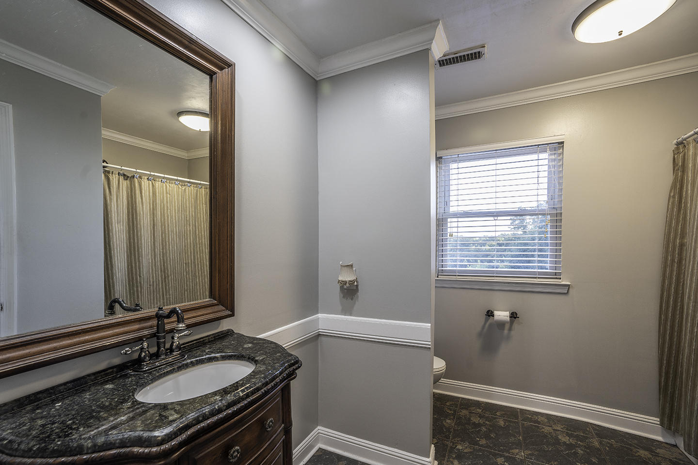 1810 River Chase Road Hixson, TN 37343 - Photo 44 of 55 Hall Bathroom a