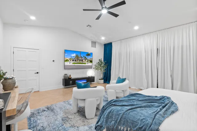 $29,500 | 516 Royal Plaza Drive, Fort Lauderdale, FL 33301