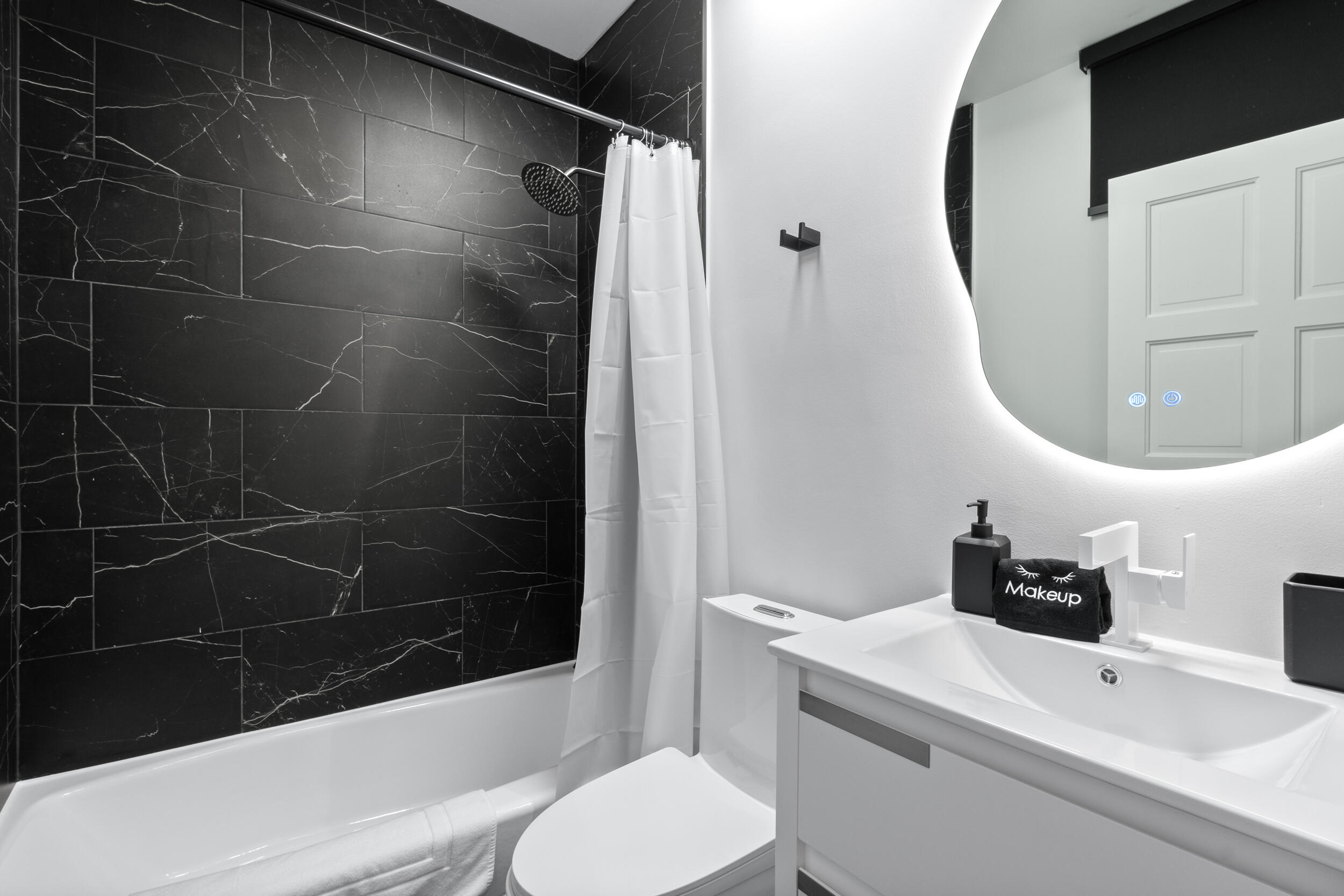 516 Royal Plaza Drive Fort Lauderdale, FL 33301 - Photo 20 of 41 IMG_0919