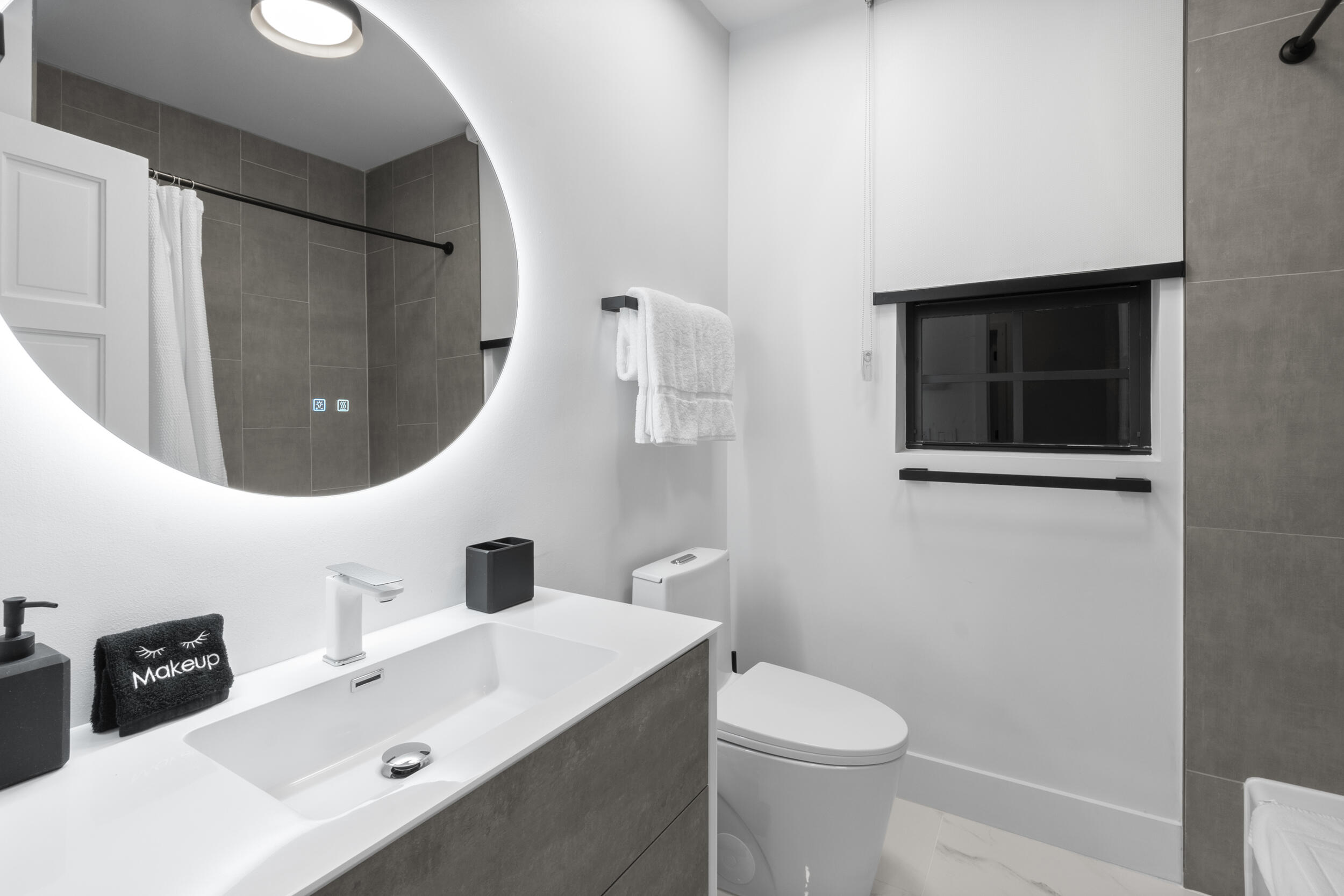 516 Royal Plaza Drive Fort Lauderdale, FL 33301 - Photo 25 of 41 IMG_0914