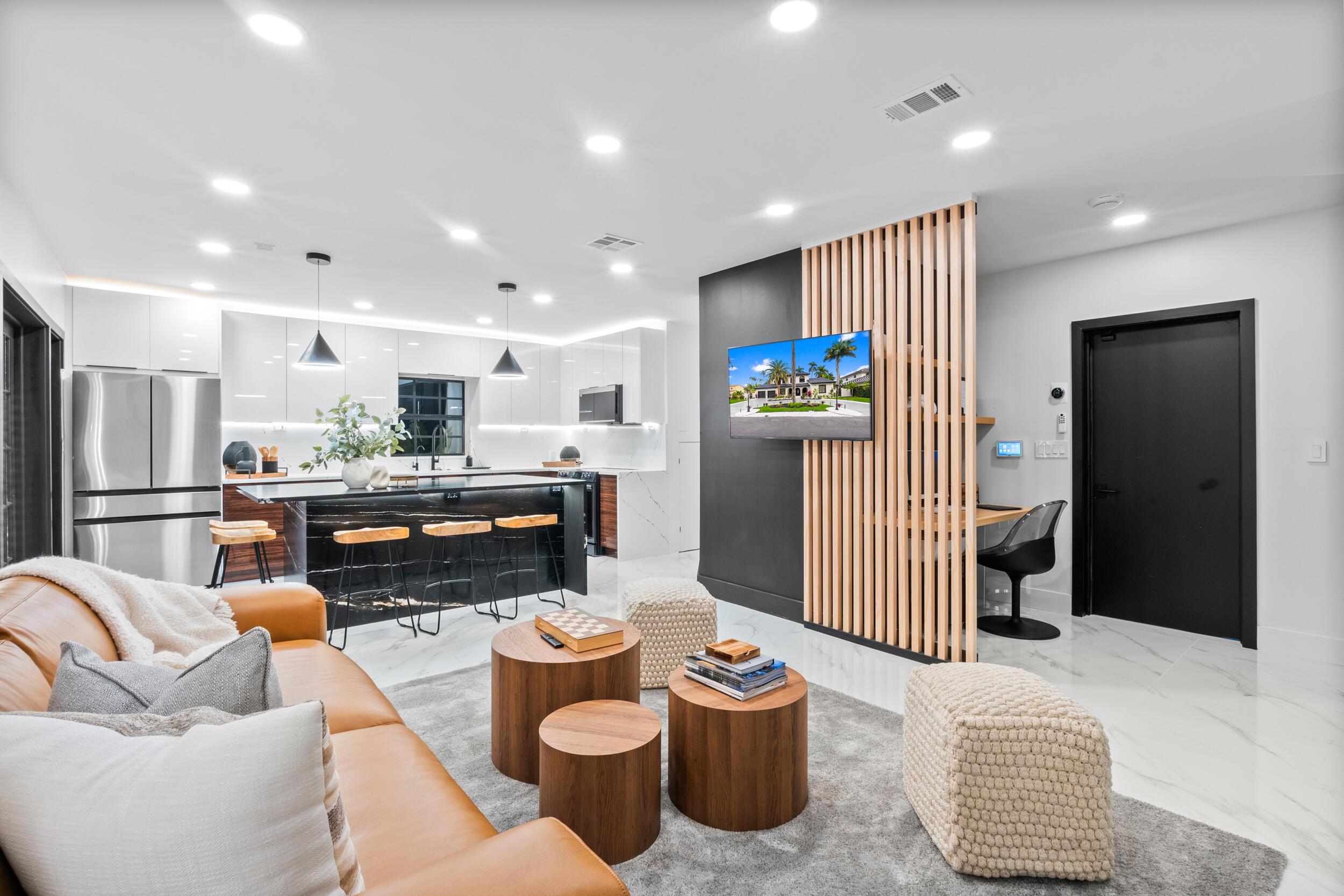 516 Royal Plaza Drive Fort Lauderdale, FL 33301 - Photo 34 of 41 IMG_0904