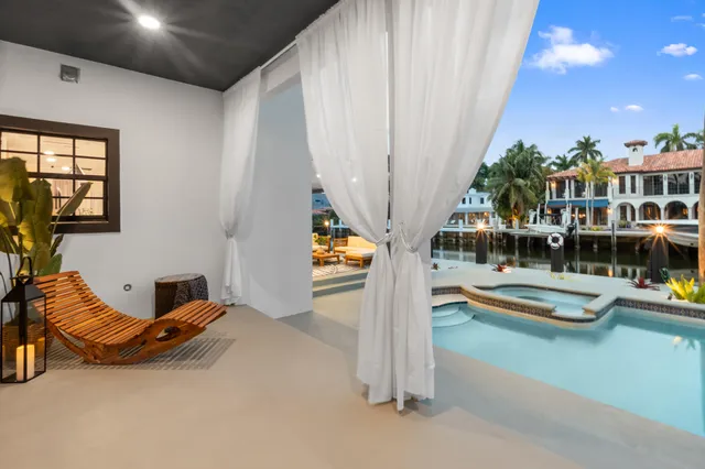 $29,500 | 516 Royal Plaza Drive, Fort Lauderdale, FL 33301