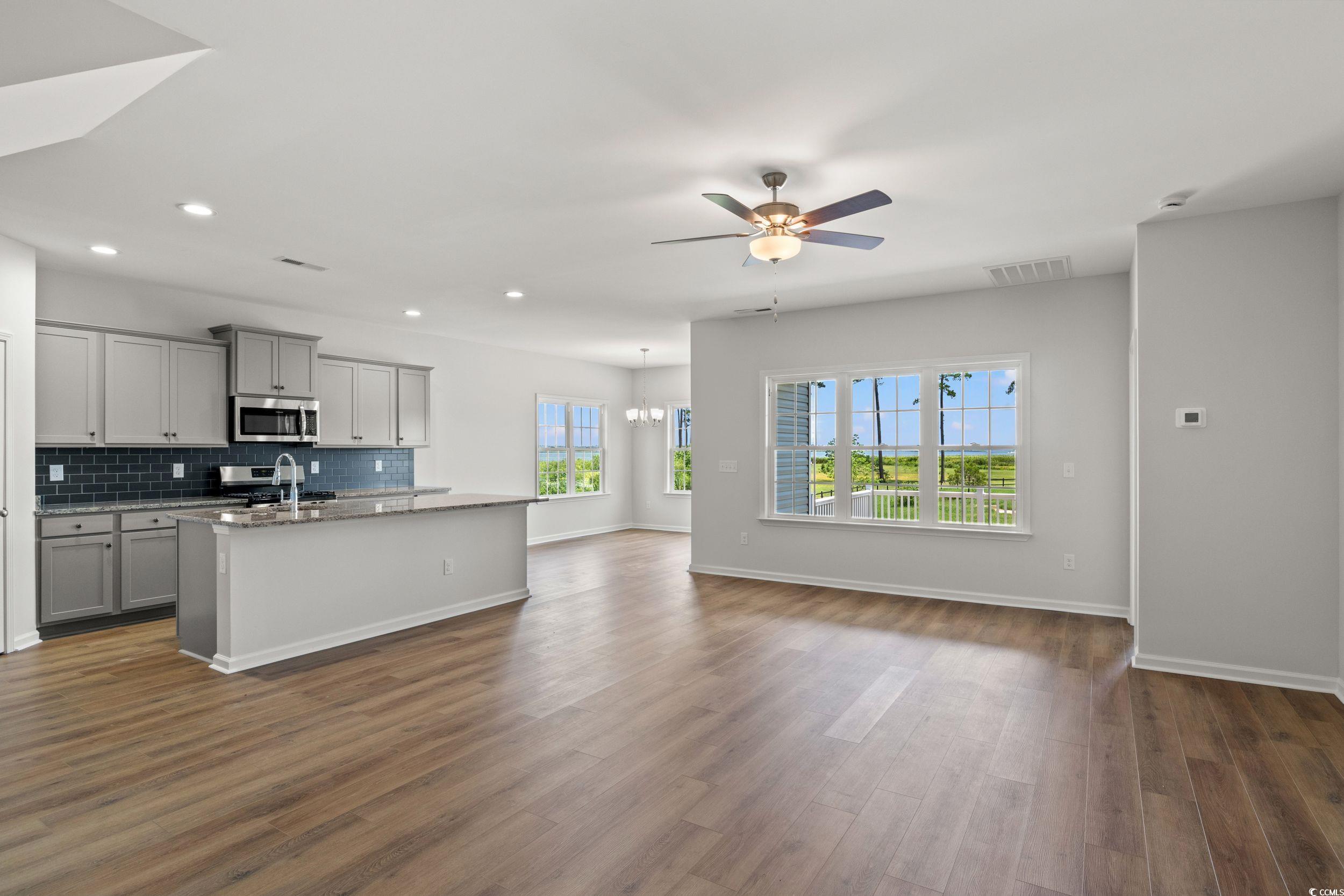 2709 Seaport Circle Georgetown, SC 29440 - Photo 4 of 33