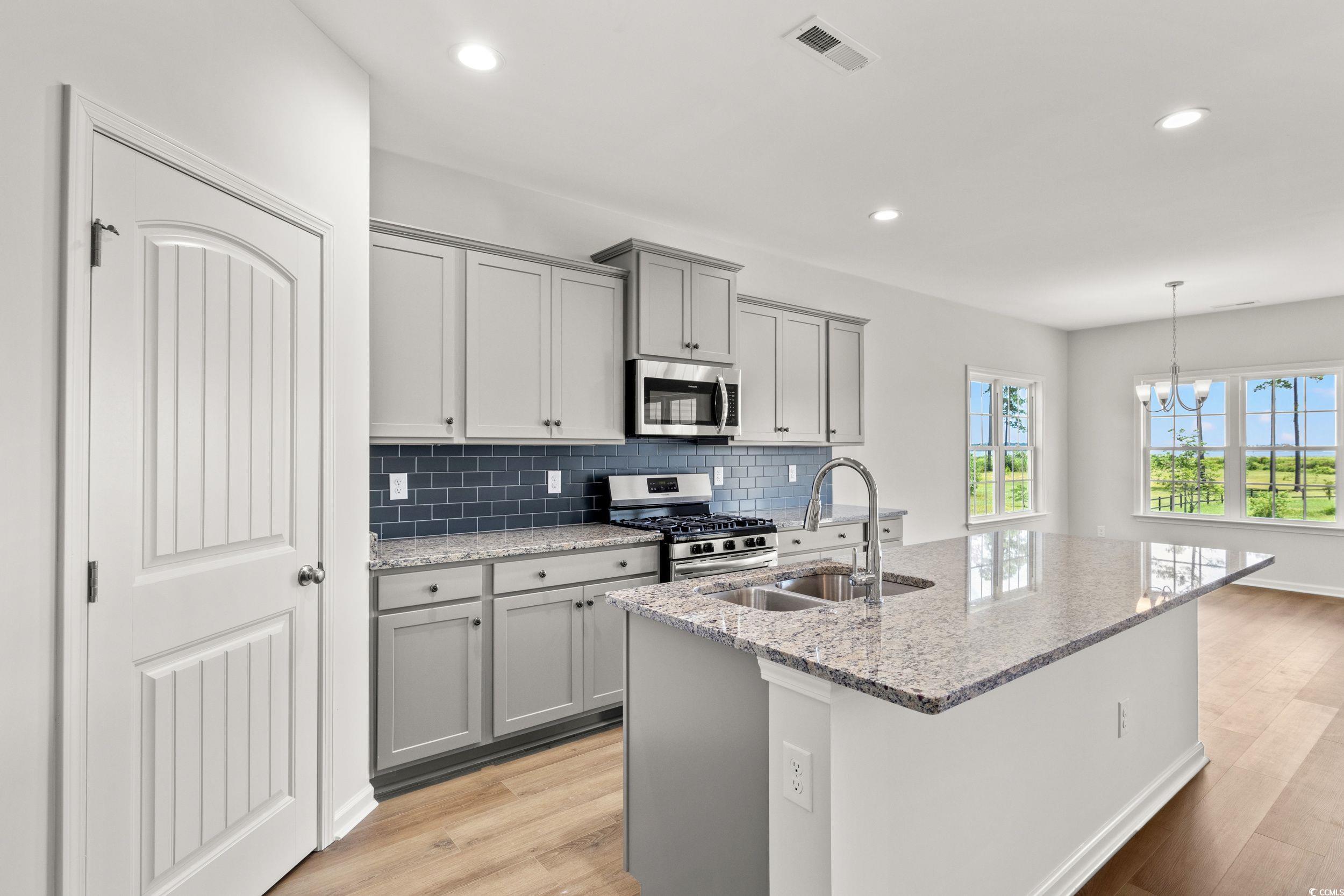 2709 Seaport Circle Georgetown, SC 29440 - Photo 5 of 33