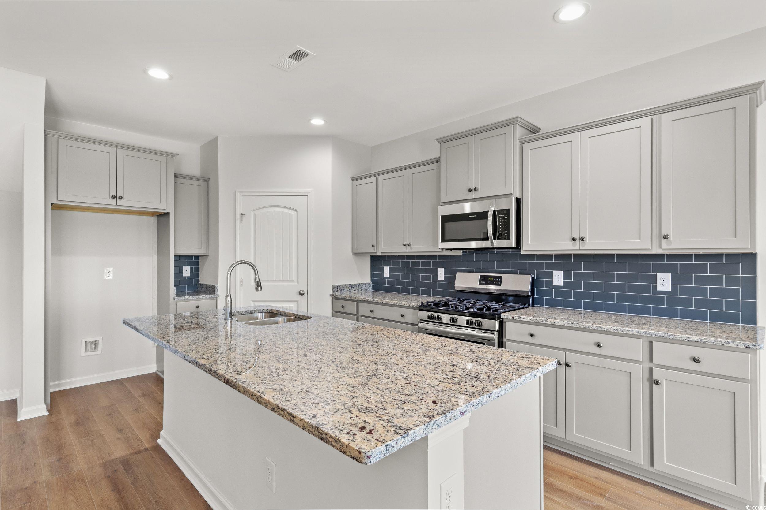 2709 Seaport Circle Georgetown, SC 29440 - Photo 7 of 33