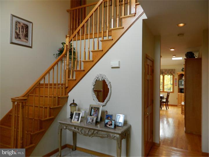 106 White Pine Road Chesterfield, NJ 08515 - Photo 12 of 24 Foyer