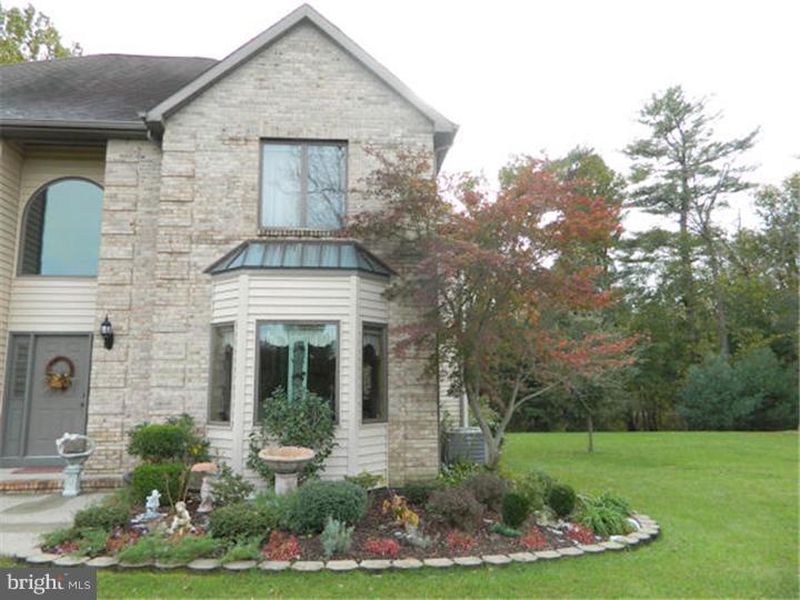 106 White Pine Road Chesterfield, NJ 08515 - Photo 3 of 24 Exterior Front