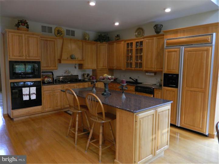 106 White Pine Road Chesterfield, NJ 08515 - Photo 6 of 24 Kitchen