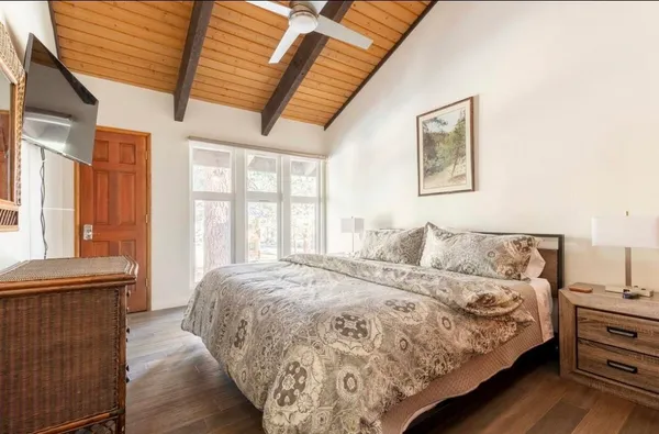 $870,000 | 2252 Meridian Boulevard, Unit 39, Mammoth Lakes, CA 93546